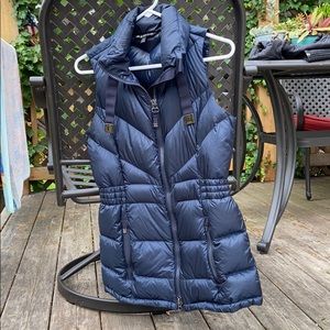 Athleta Banner Peak Down Vest Size XS Extra Small